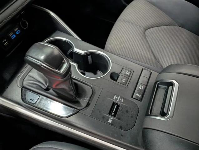 2022 Toyota Highlander Hybrid LE