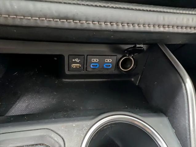 2022 Toyota Highlander Hybrid LE