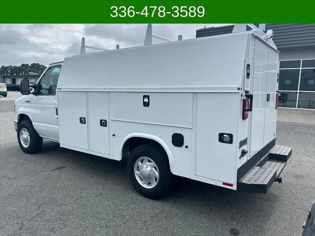 2026 Ford E-350 Cutaway E-350