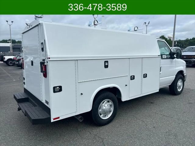 2026 Ford E-350 Cutaway E-350