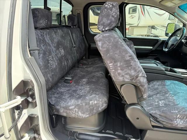 2009 Nissan Titan SE