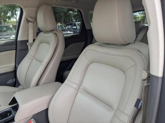 2023 Lincoln Corsair Standard