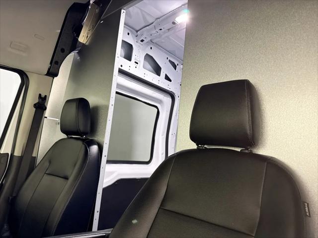 2023 Ford Transit Cargo Van T-350