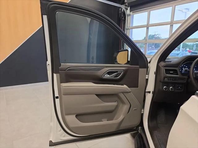 2024 GMC Yukon XL 2WD SLT