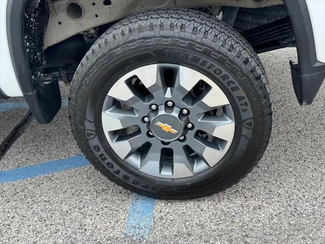 2023 Chevrolet Silverado 2500HD 4WD Crew Cab Standard Bed Custom