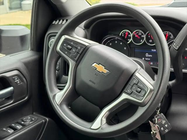 2023 Chevrolet Silverado 2500HD 4WD Crew Cab Standard Bed Custom