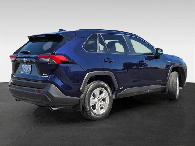 2020 Toyota RAV4 Hybrid XLE