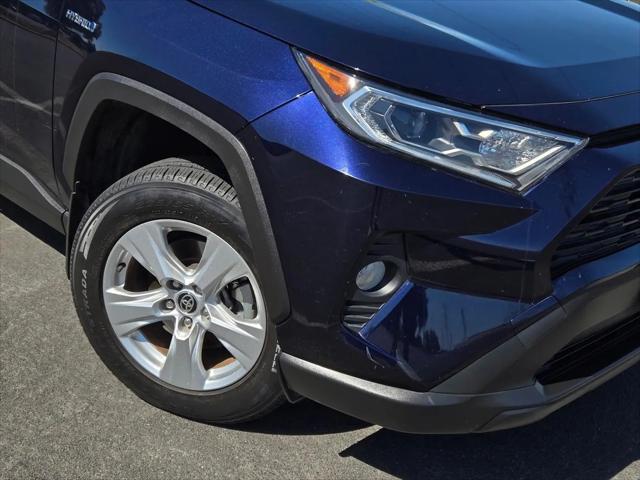 2020 Toyota RAV4 Hybrid XLE