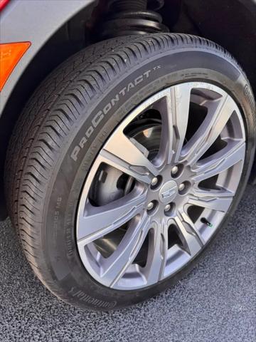2021 Cadillac XT4 FWD Premium Luxury