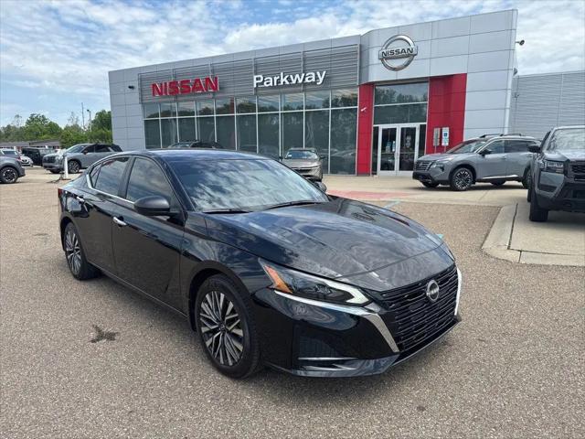 2025 Nissan Altima SV FWD for sale in Dover, OH