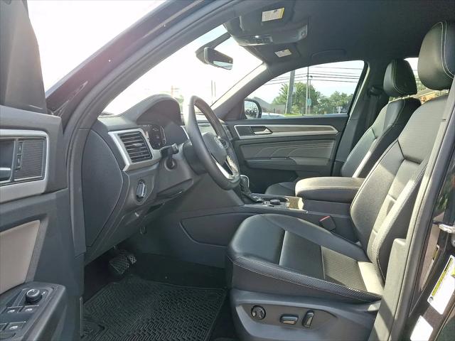 2022 Volkswagen Atlas Cross Sport 3.6L V6 SE w/Technology
