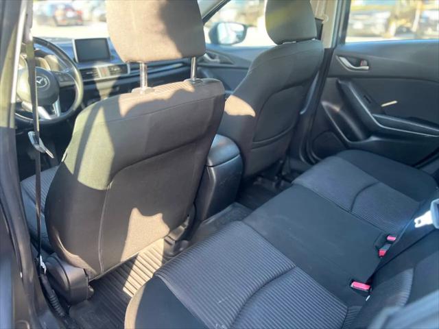 2015 Mazda Mazda3 i Touring