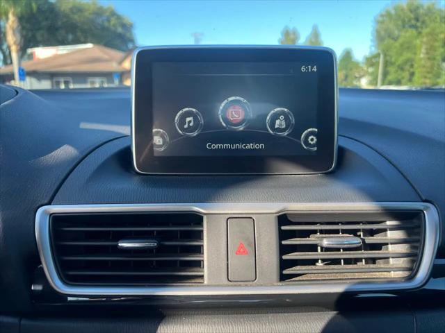 2015 Mazda Mazda3 i Touring