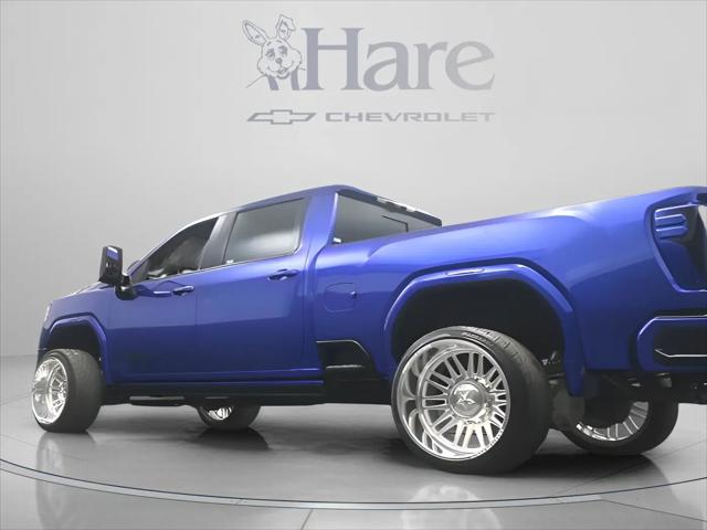 2025 GMC Sierra 2500HD 4WD Crew Cab Standard Bed Denali