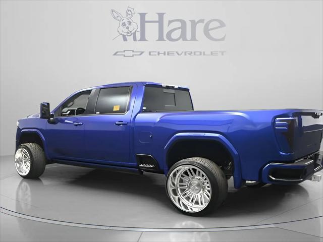 2025 GMC Sierra 2500HD 4WD Crew Cab Standard Bed Denali