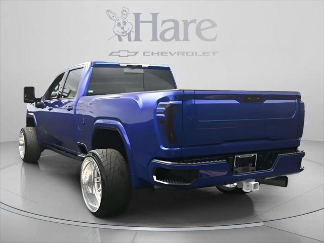 2025 GMC Sierra 2500HD 4WD Crew Cab Standard Bed Denali