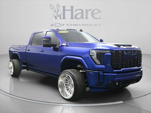 2025 GMC Sierra 2500HD 4WD Crew Cab Standard Bed Denali