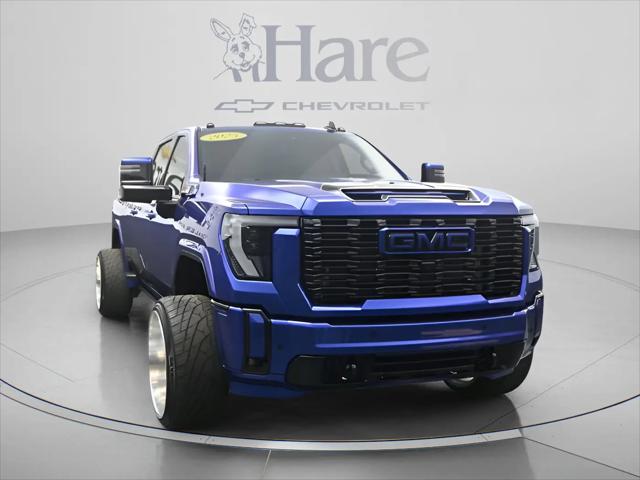 2025 GMC Sierra 2500HD 4WD Crew Cab Standard Bed Denali