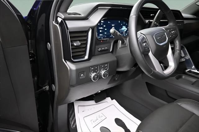 2025 GMC Sierra 2500HD 4WD Crew Cab Standard Bed Denali