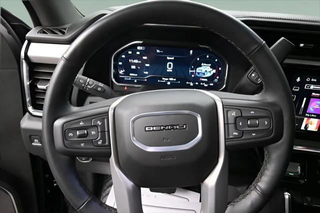 2025 GMC Sierra 2500HD 4WD Crew Cab Standard Bed Denali