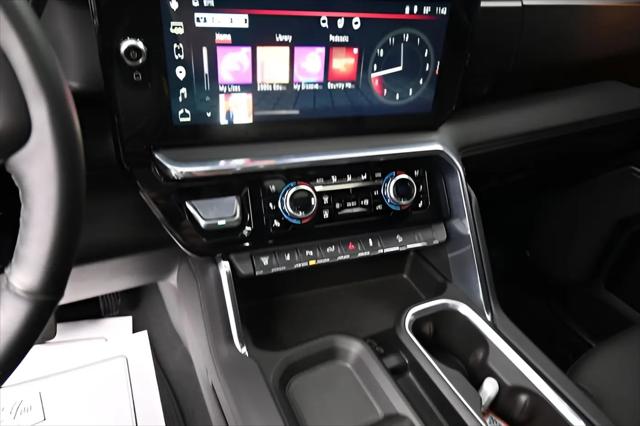 2025 GMC Sierra 2500HD 4WD Crew Cab Standard Bed Denali
