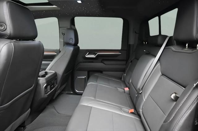 2025 GMC Sierra 2500HD 4WD Crew Cab Standard Bed Denali
