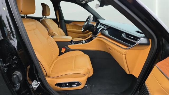 2025 Jeep Grand Cherokee L Summit Reserve 4x4