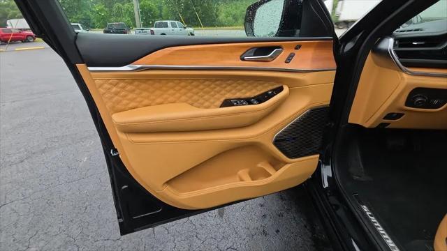 2025 Jeep Grand Cherokee L Summit Reserve 4x4