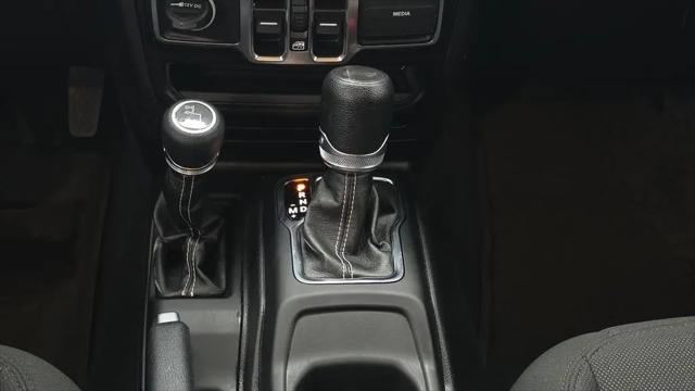 2023 Jeep Wrangler 4-Door Sahara 4x4