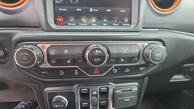 2022 Jeep Gladiator Sport