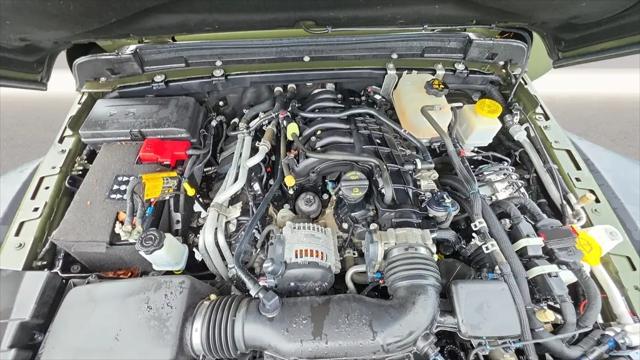 2022 Jeep Gladiator Sport