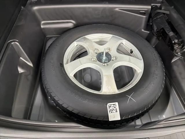 2026 Jeep Grand Cherokee Laredo 4x2