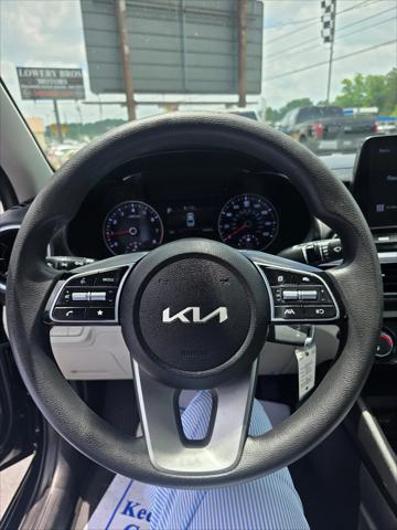 2022 Kia Forte LXS
