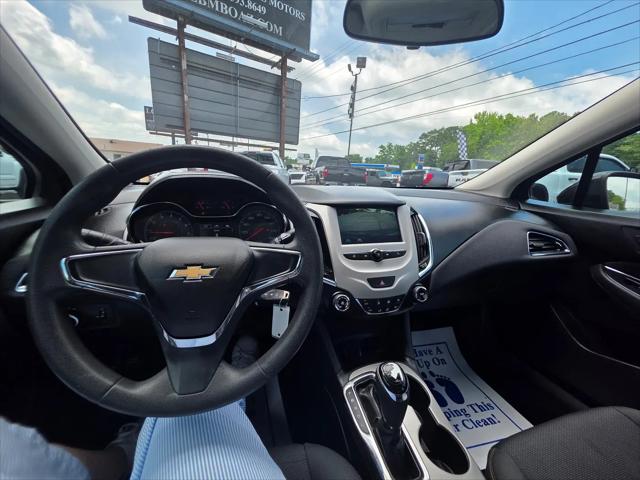 2018 Chevrolet Cruze LS Auto