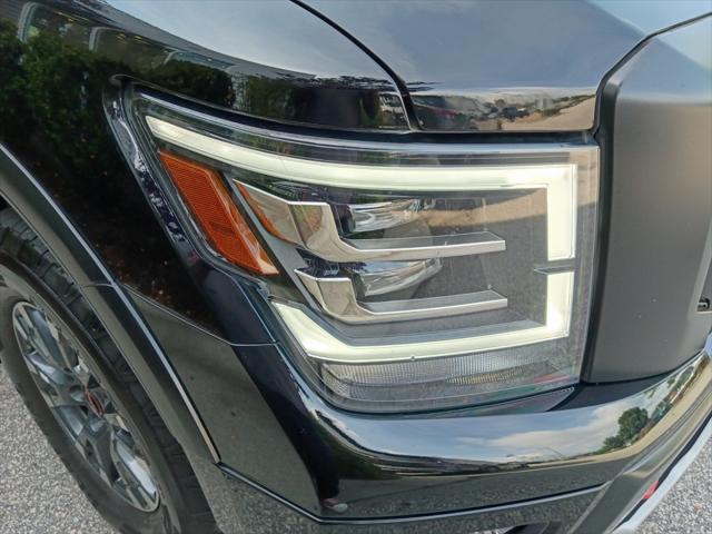 2024 Nissan Titan Crew Cab PRO-4X 4x4