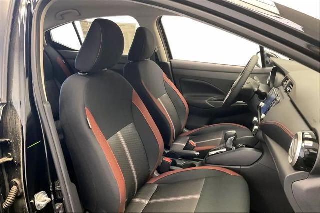 2025 Nissan Versa 1.6 SR