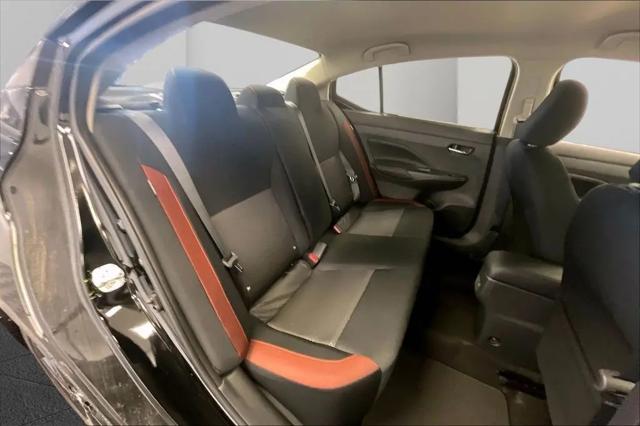 2025 Nissan Versa 1.6 SR