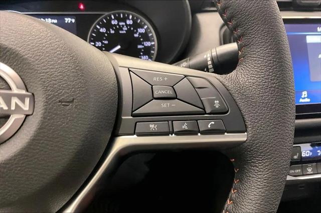 2025 Nissan Versa 1.6 SR