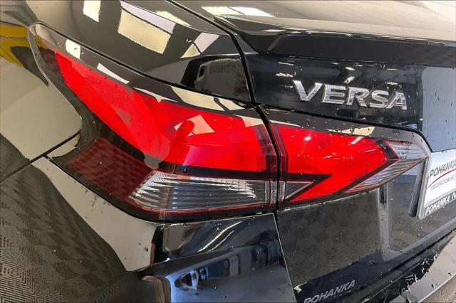 2025 Nissan Versa 1.6 SR