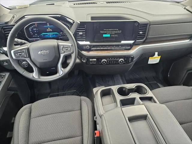 2026 Chevrolet Silverado 1500 4WD Crew Cab Short Bed RST