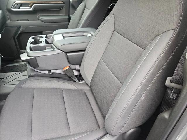 2026 Chevrolet Silverado 1500 4WD Crew Cab Short Bed RST