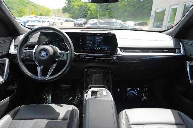2025 BMW X2 xDrive28i