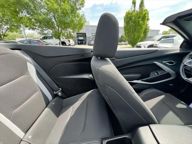 2023 Chevrolet Camaro RWD Convertible 1LT