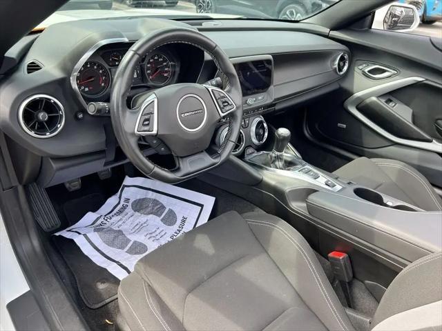 2023 Chevrolet Camaro RWD Convertible 1LT