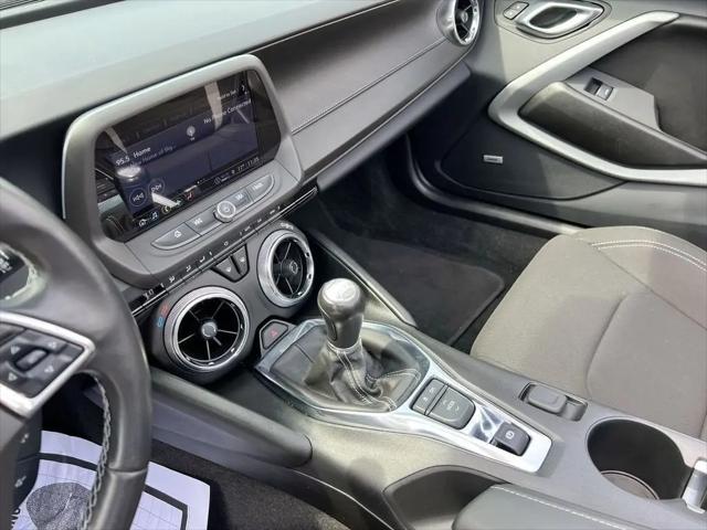 2023 Chevrolet Camaro RWD Convertible 1LT