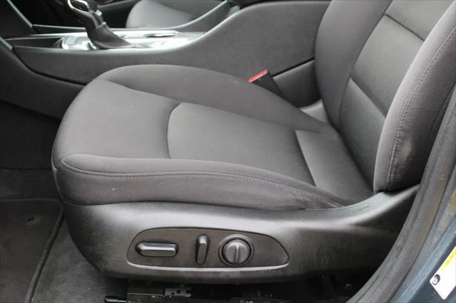 2021 Chevrolet Malibu FWD LT