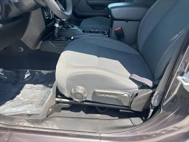 2025 Jeep Wrangler 4-Door Summit 4x4