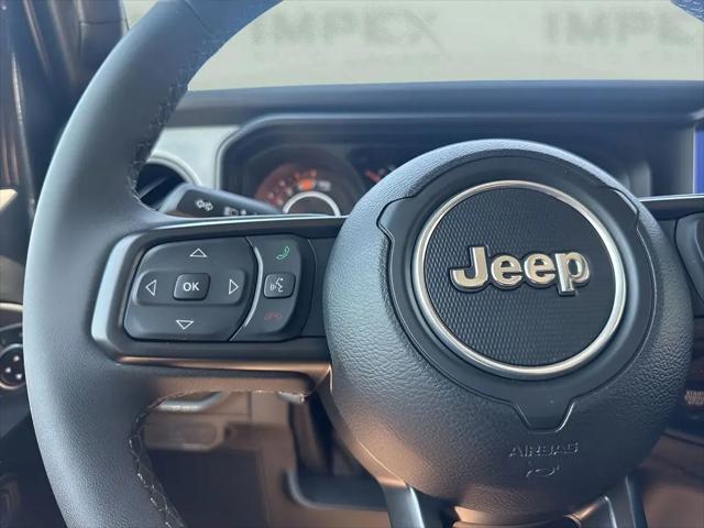 2025 Jeep Wrangler 4-Door Summit 4x4