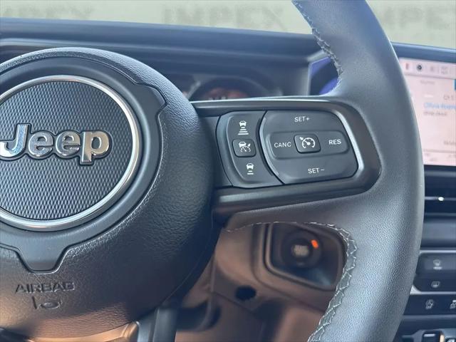 2025 Jeep Wrangler 4-Door Summit 4x4