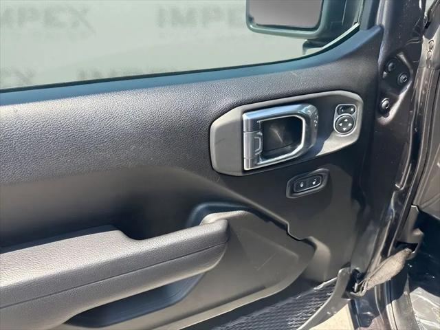 2025 Jeep Wrangler 4-Door Summit 4x4